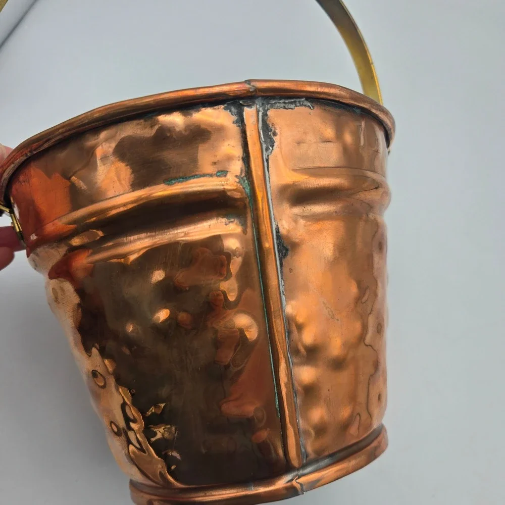 Vintage Artisan Made Hammered Copper Bucket Pail Brass‎ Handle Signed CH 1991